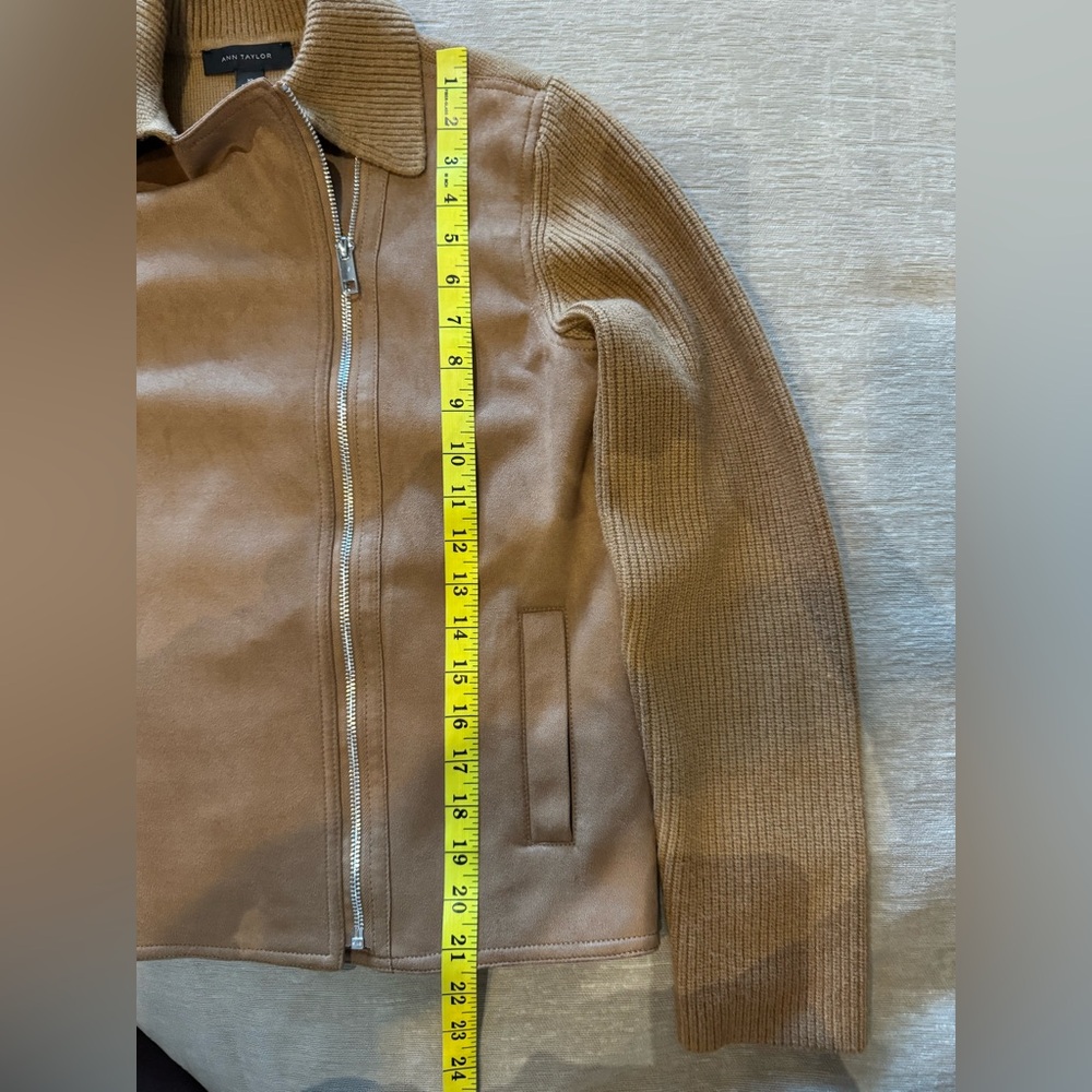 Ann Taylor Knit-Sleeve Faux Suede Moto Jacket – XS – Camel Tan - Picture 11 of 11